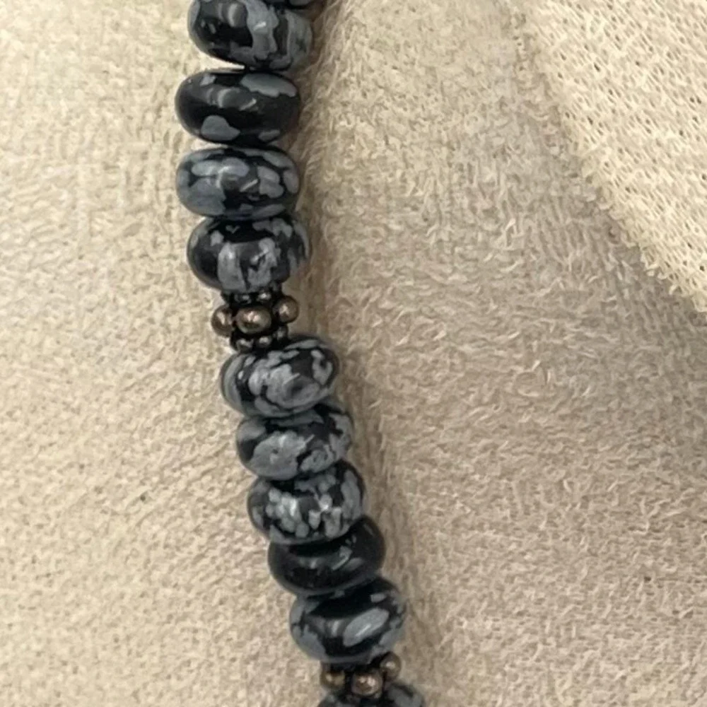 Vintage Snowflake Obsidian Necklace Women 16" Black Grey Excellent Beaded Toggle - Picture 4 of 9